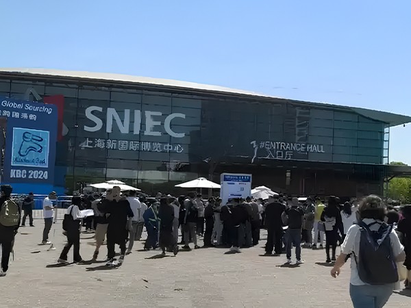 汉玛克亮相上海厨卫展，并启动三期生产基地扩建